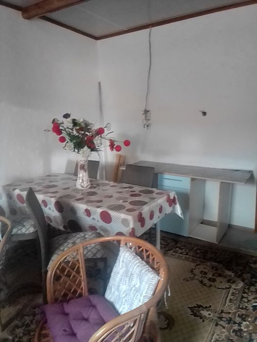 Здам посуточно квартиру в с.Лютіж.