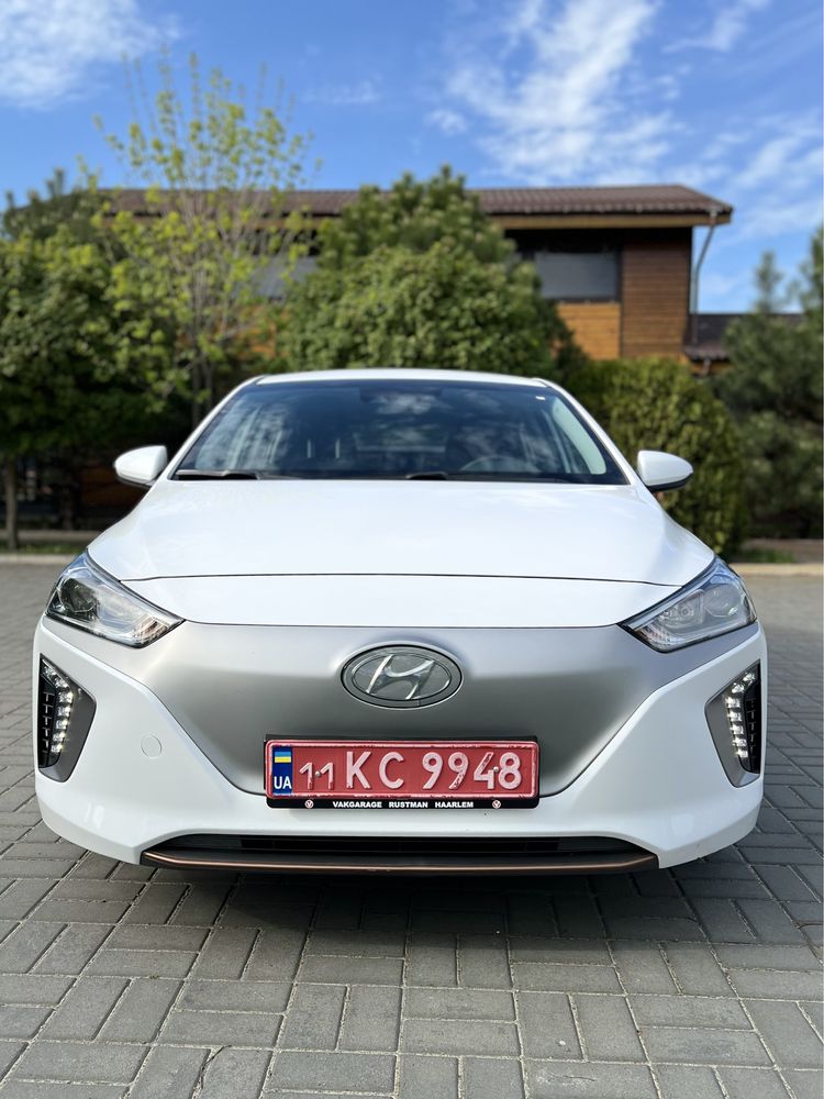 Hyundai Ioniq 2018 року Комплектація Comfort