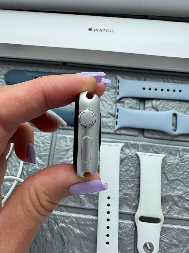 Apple Watch 3 series полный комплект коробка+3 ремешка