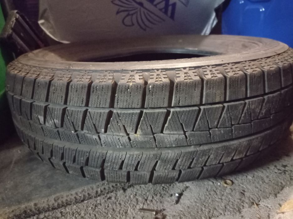 Шинa Blizzak 195/65/R 15