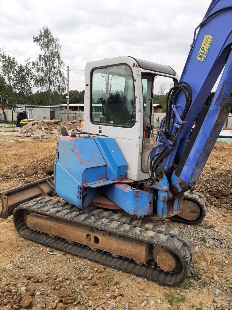 Екскаватор Takeuchi