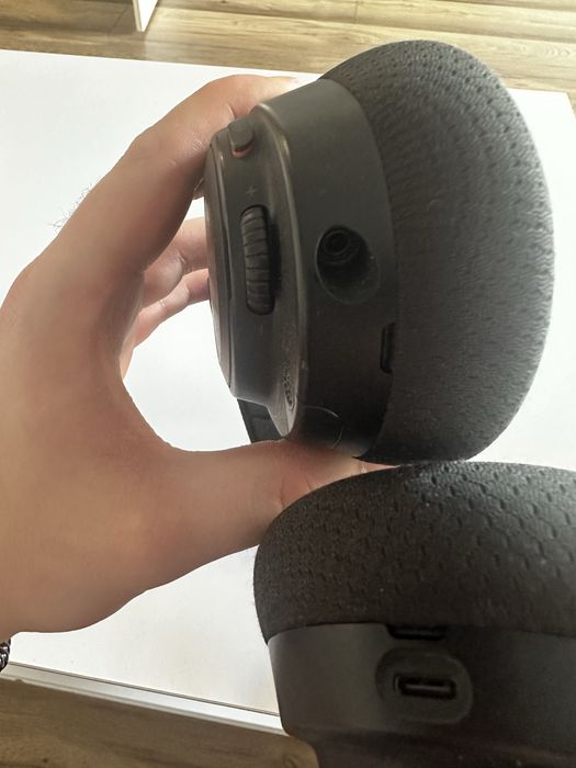 Steelseries Arctis Nova 7