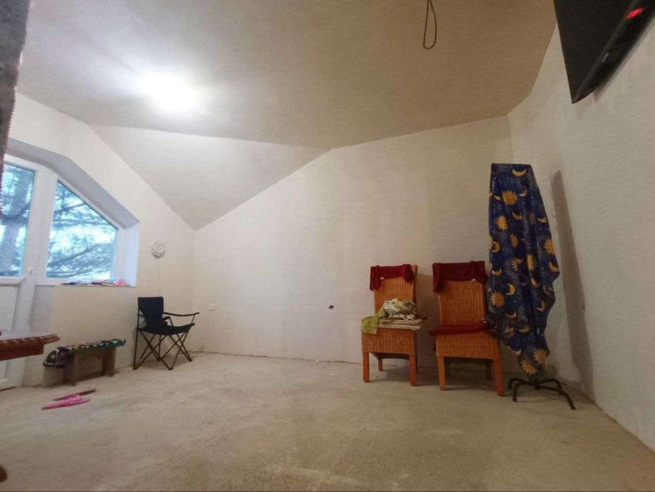 Пропозиція 2-пов. будинку з примиканням до траси КИЇВ-ЧОП