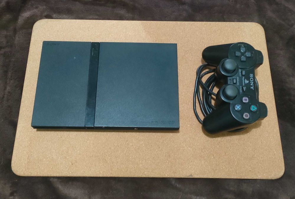 Playstation Slim - Completa - Impecável