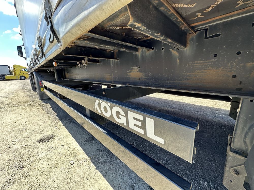 Продам Напівпричіп Штору Kogel