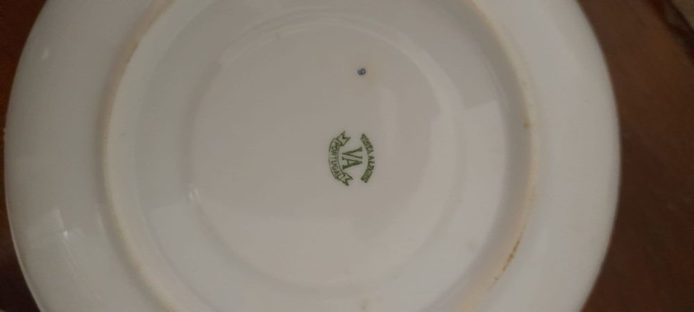 Serviço de chá de 6 chávenas com prato da vista alegre