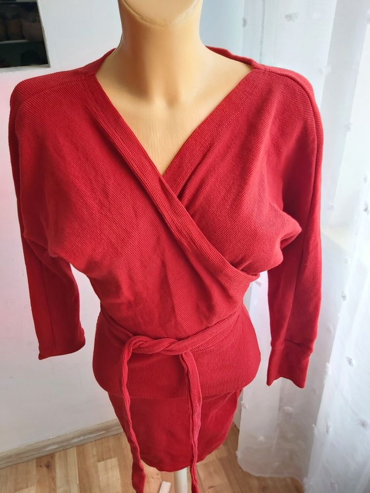 Sukienka kopertowa przekladana czerwona