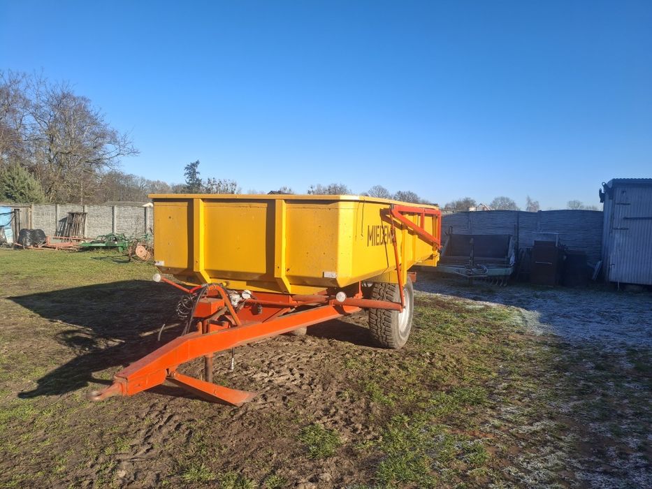 Przyczepa jednoosiowa skorupa, wywrotka 6t