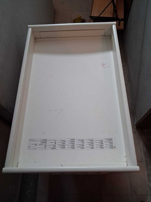 Fraldario muda fraldas ikea usado montado IKEA