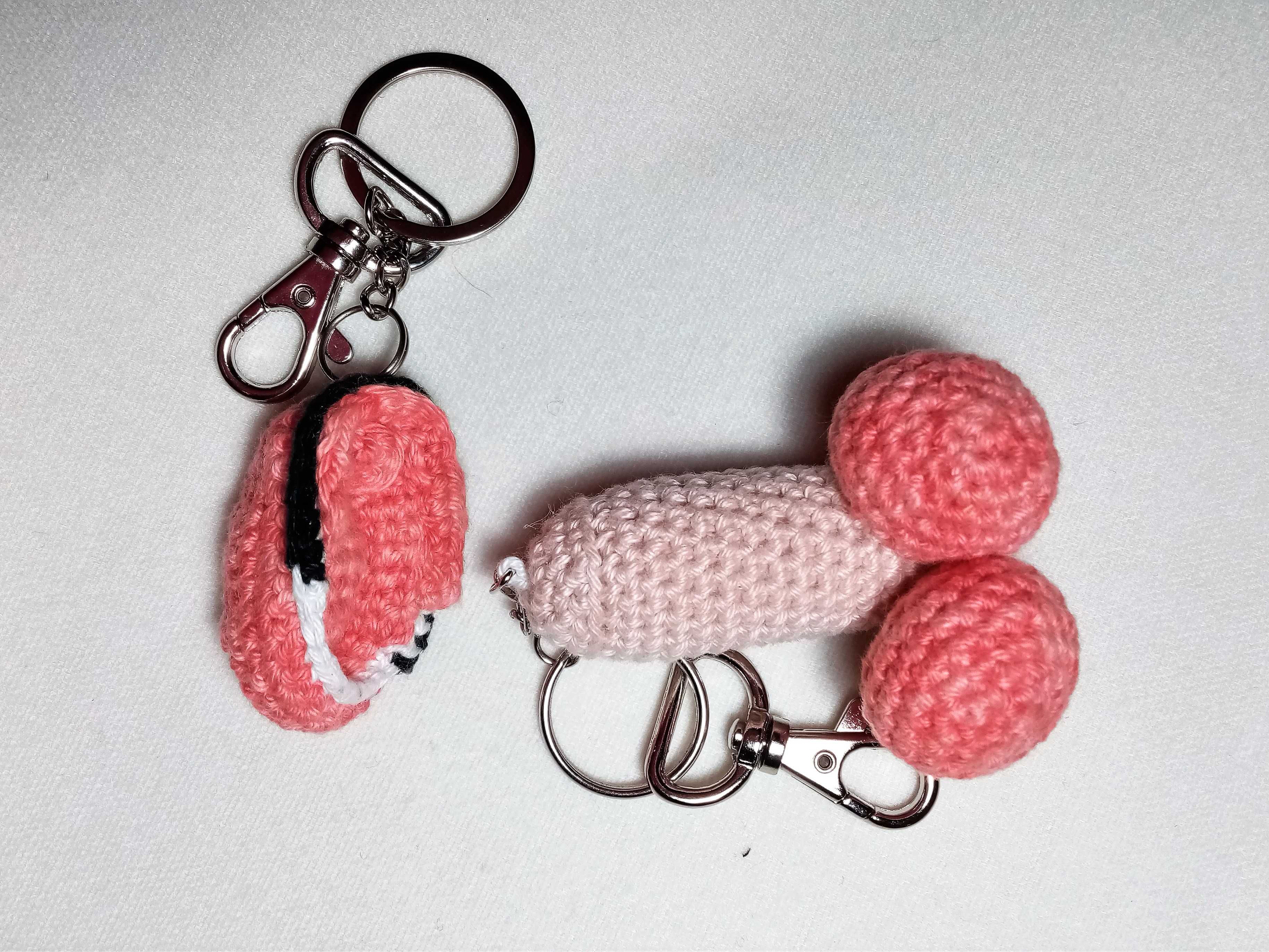 Porta-chaves DIA DOS NAMORADOS em amigurumi conjunto pénis/vagina