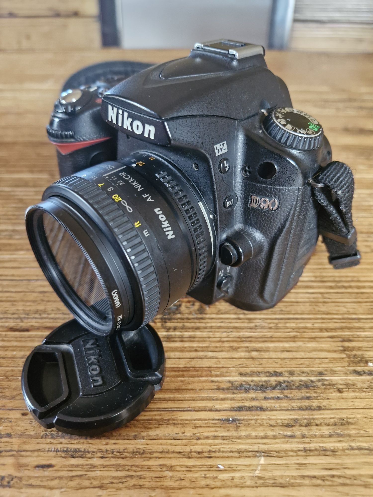 Nikon D90 + Nikkor 50mm 1.8 D + torba foto Nikon + ładowarka Nikon