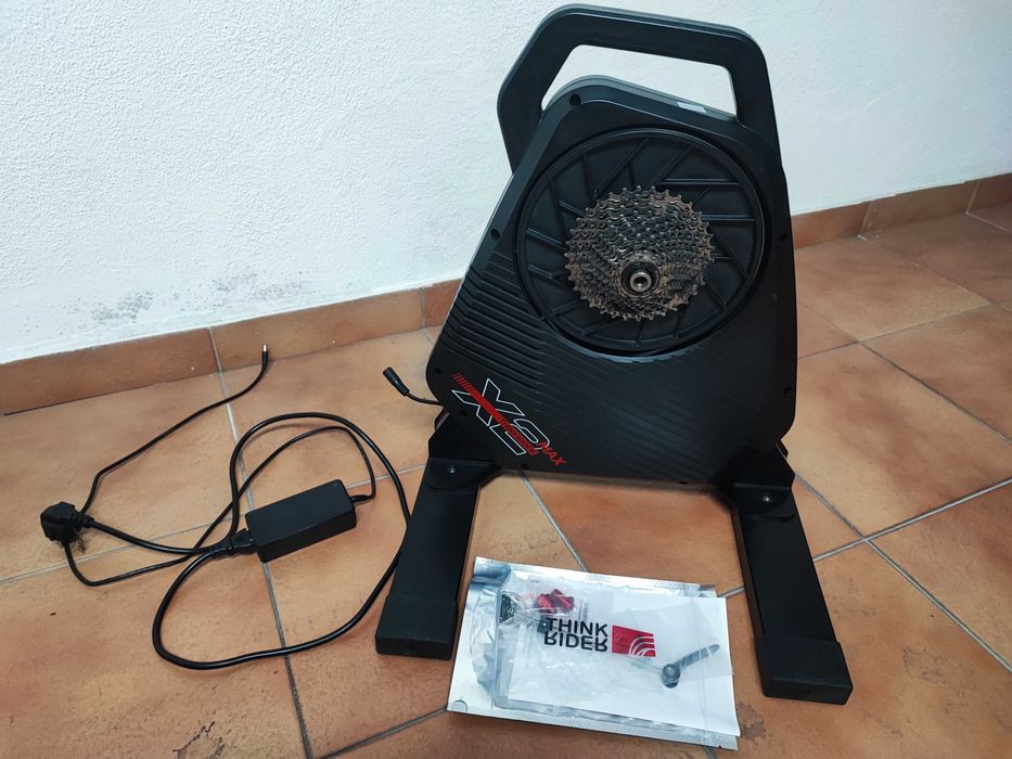 Rolo de Treino Inteligente ThinkRider X2 Max – Como Novo.
