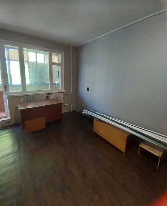 Продам 1 комн кв Улучшенка 40 м на 3 этаже 92 Бригады метро Индустр OA