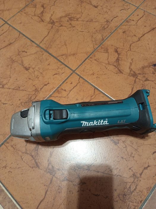 Szlifierka akumulatorowa Makita DGA452