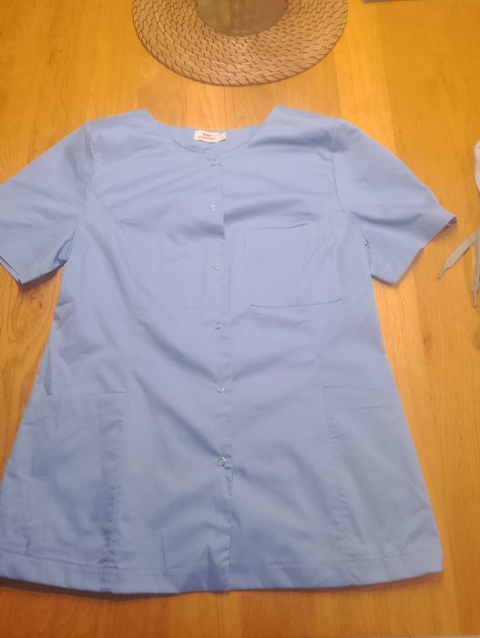 Sprzedam fartuch medyczny