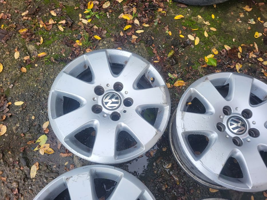 VW T 5  T 6  Felgi 16 ''  6.5  J  ET 51  Cena za Komplet 4 szt
