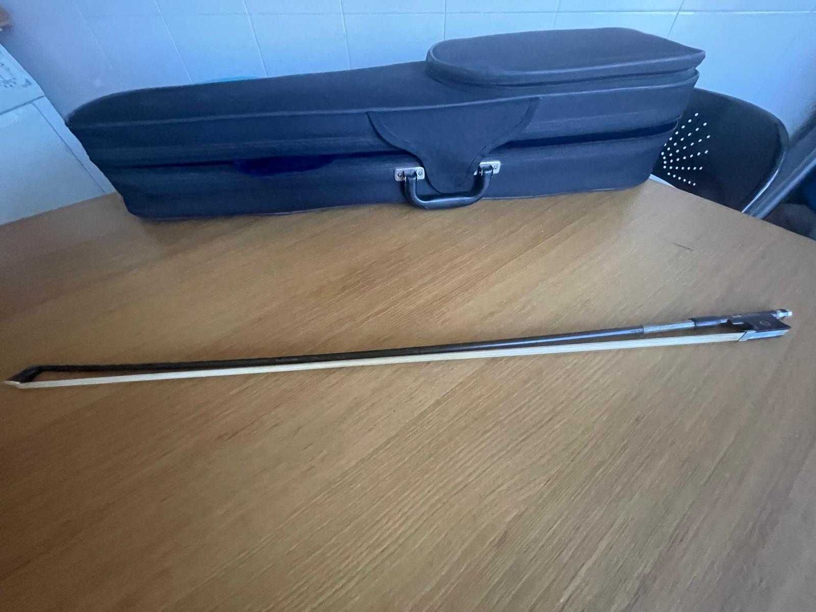 Violino Schmidt Markneukirchen 590 (4/4) 2013, Arco Codabow Diamond