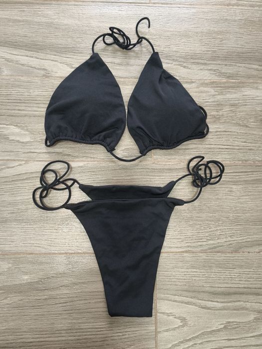 Продам купальники та білизну