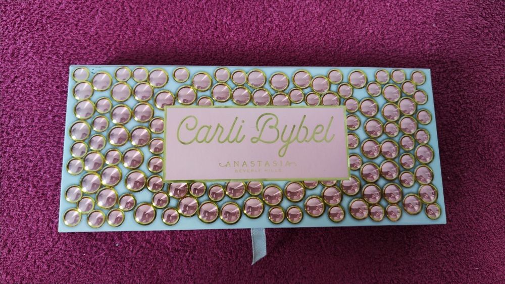 Paleta Anastasia Carli Bybel