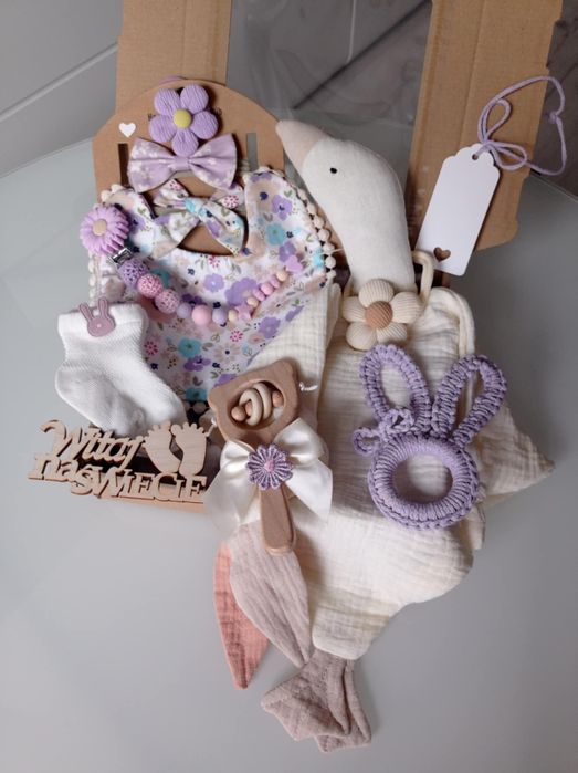 Zestaw prezentowy baby shower narodziny chrzest prezent baby box