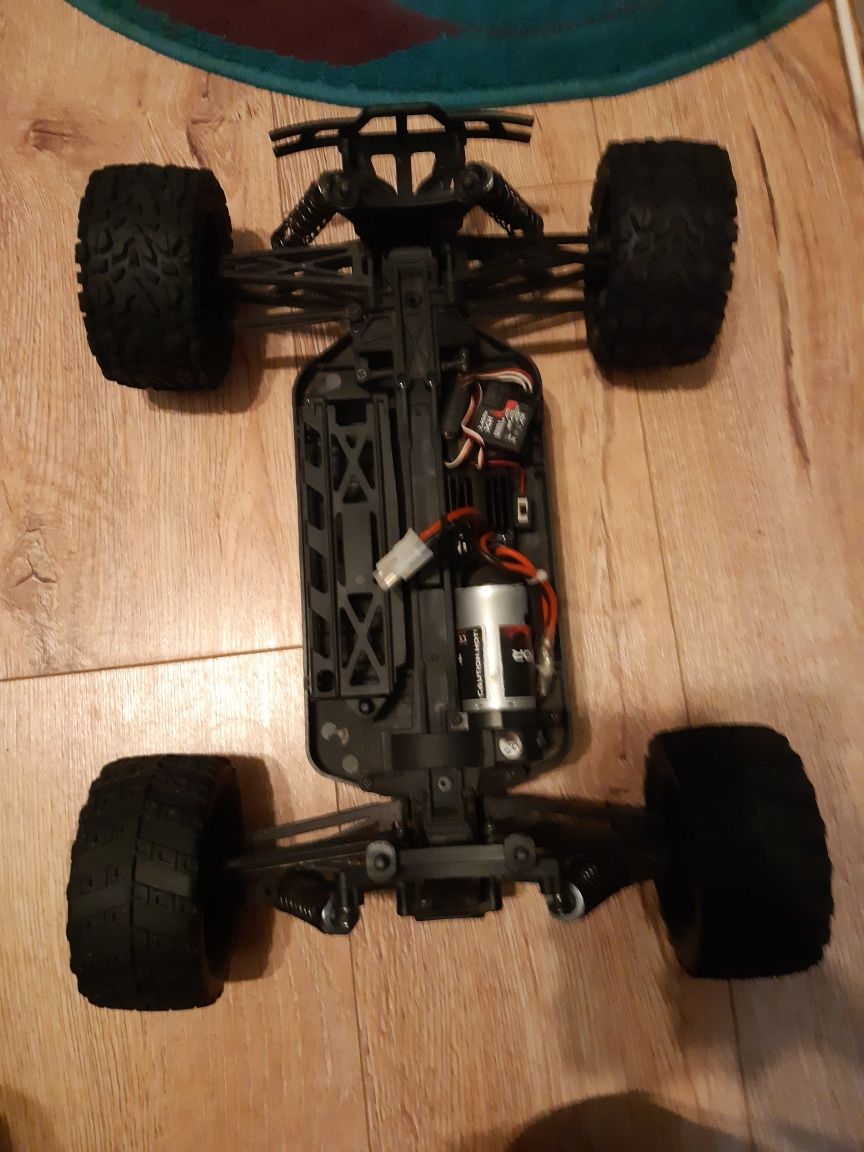 Rc car Himoto Bowie Monster Truck 1:10 autko zdalnie sterowane