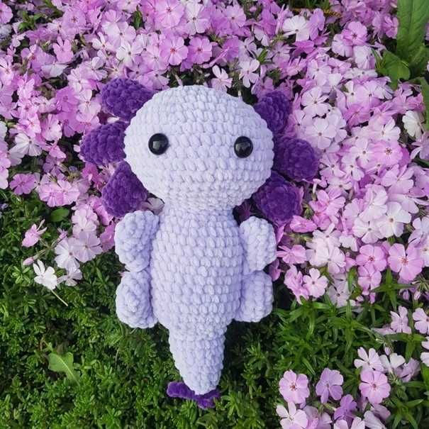 pluszowy aksolotl, handmade maskotka amigurumi