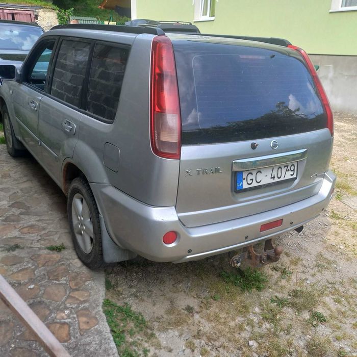 Nissan x-trail 2.2D повний привід