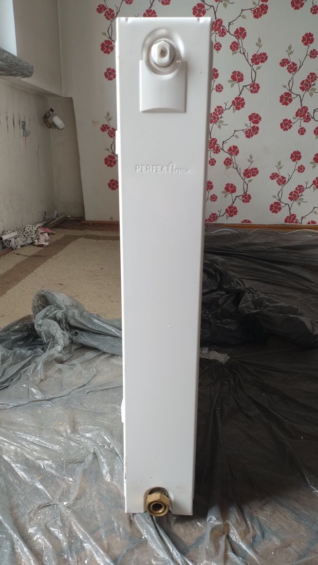 Grzejnik stalowy boczny 60x180
