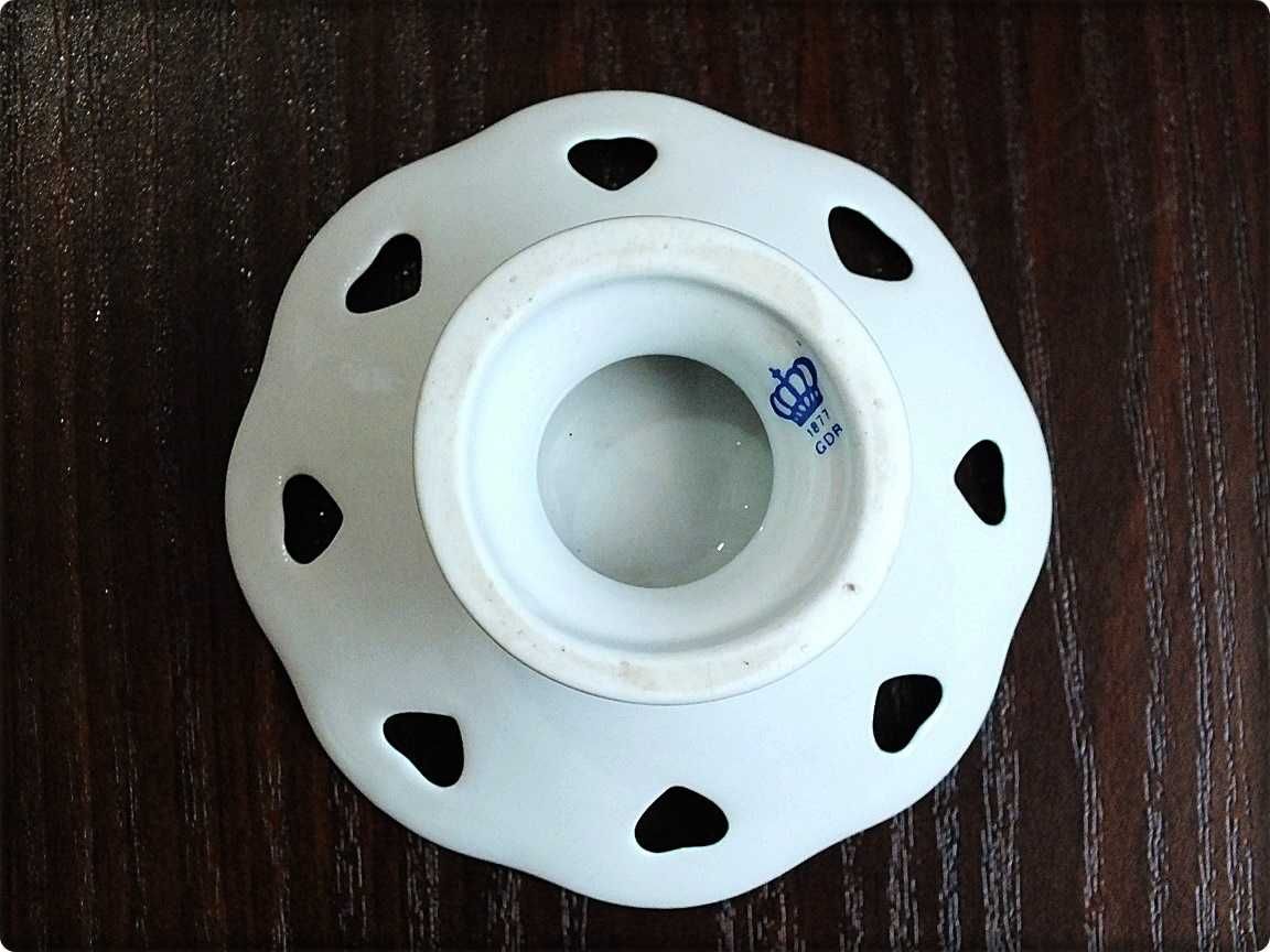 Mini Patera na nóżce Porcelana Kolekcjonerska Sygn.1877 GDR IGŁA !
