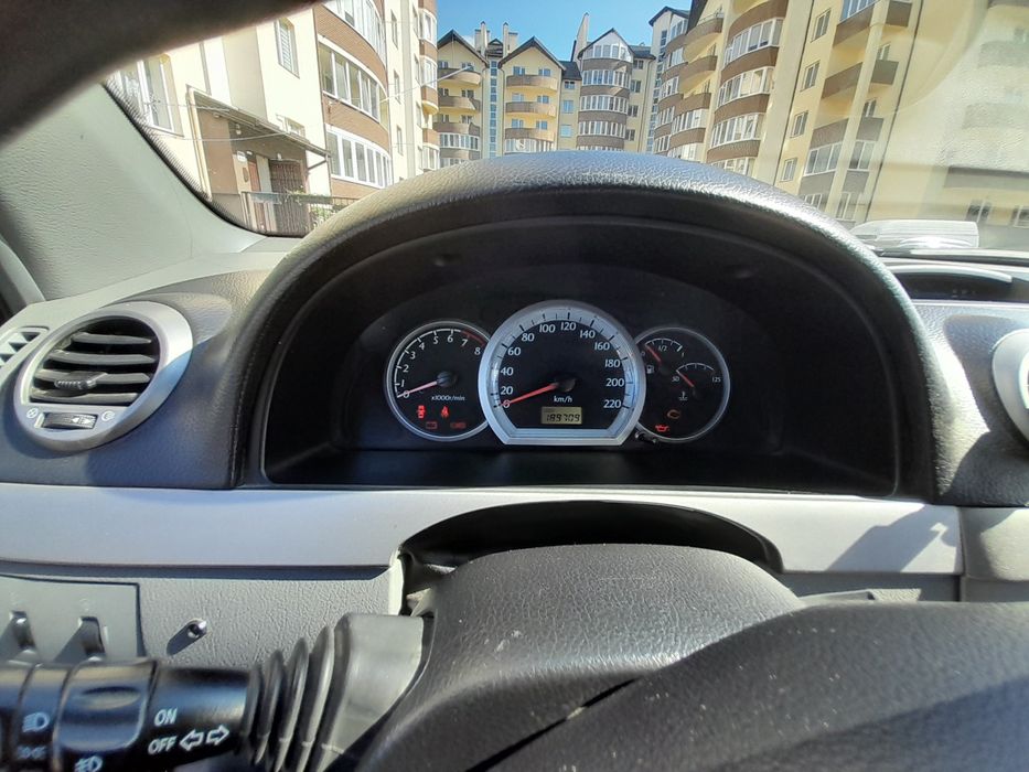 Шевроле нубіра 1.8