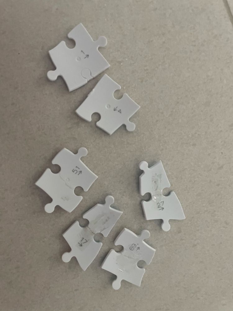 Puzzle 3D globus podświetlane na podstawie 72 elementy. Ravensburger