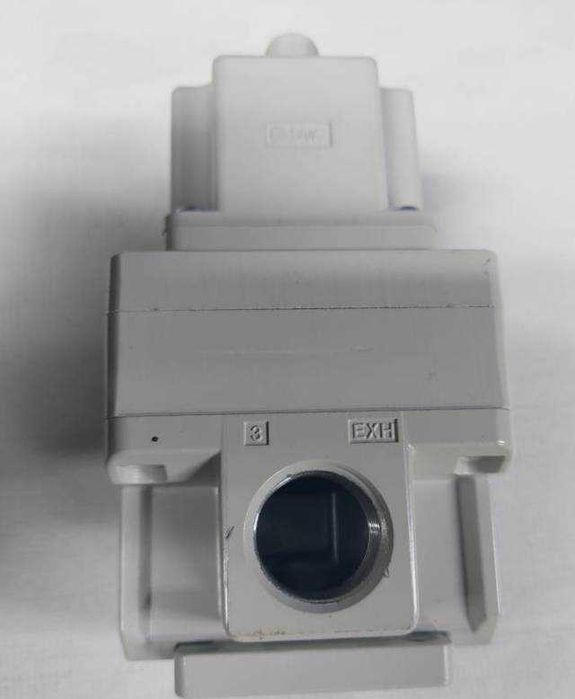 Regulator pneumatyczny SMC ITV 3050-31F3N3