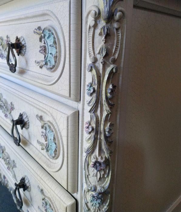 Francuska komoda Ludwik ecru z lustrem