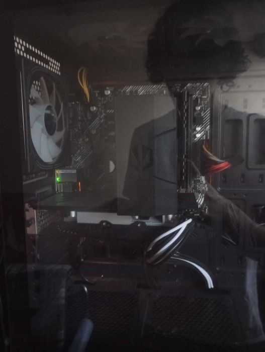 Pc gaming Ryzen 5 5600G Rx 560 xt