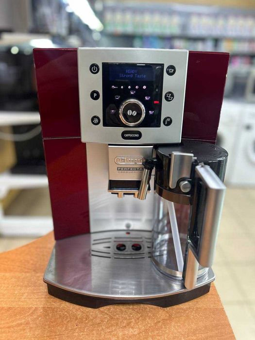 Кавомашина DeLonghi
Perfecta Cappuccino з Німечинни Б\В