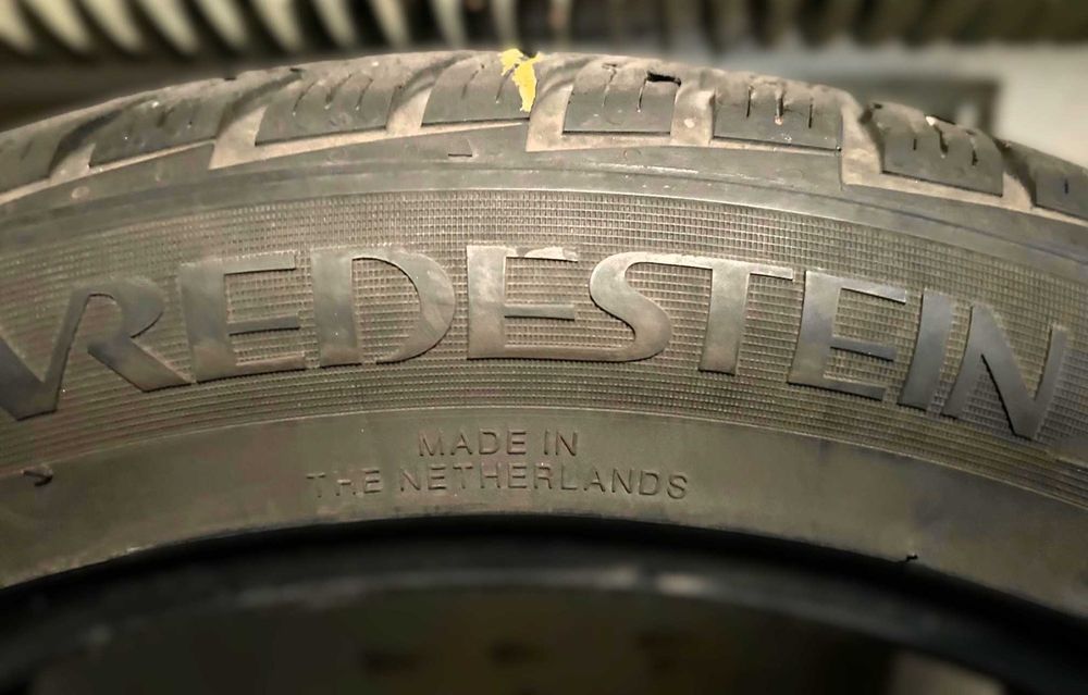 Komplet opon zimowych 245/45/18