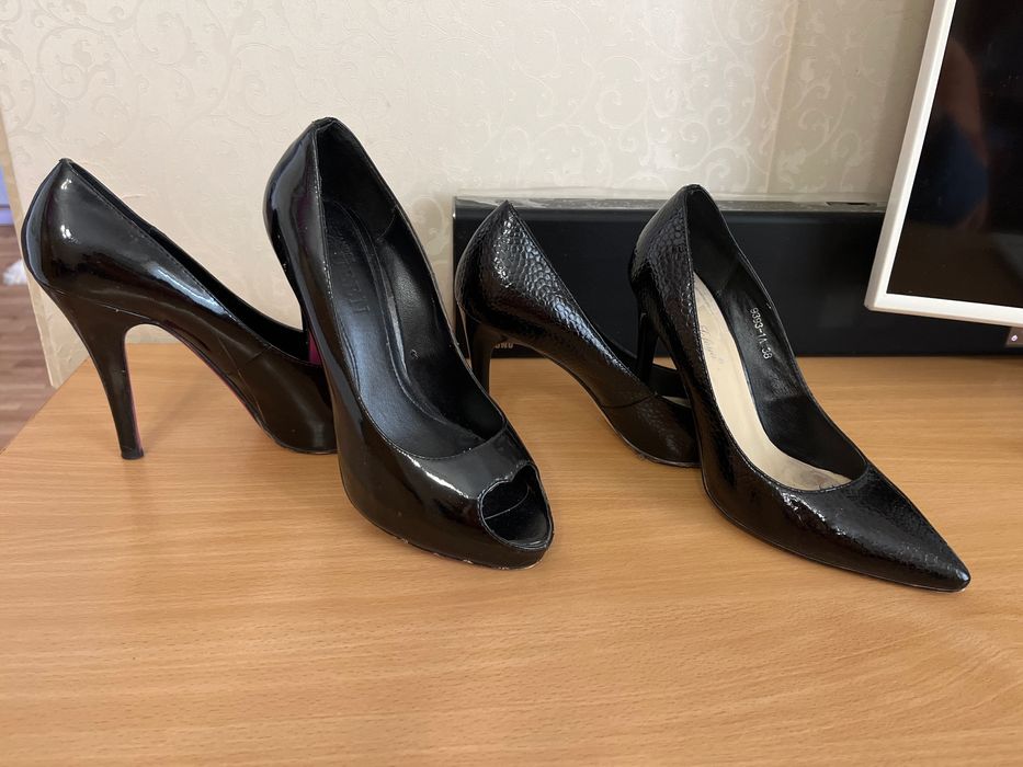 Туфли кожаные змея и лаковые Италия