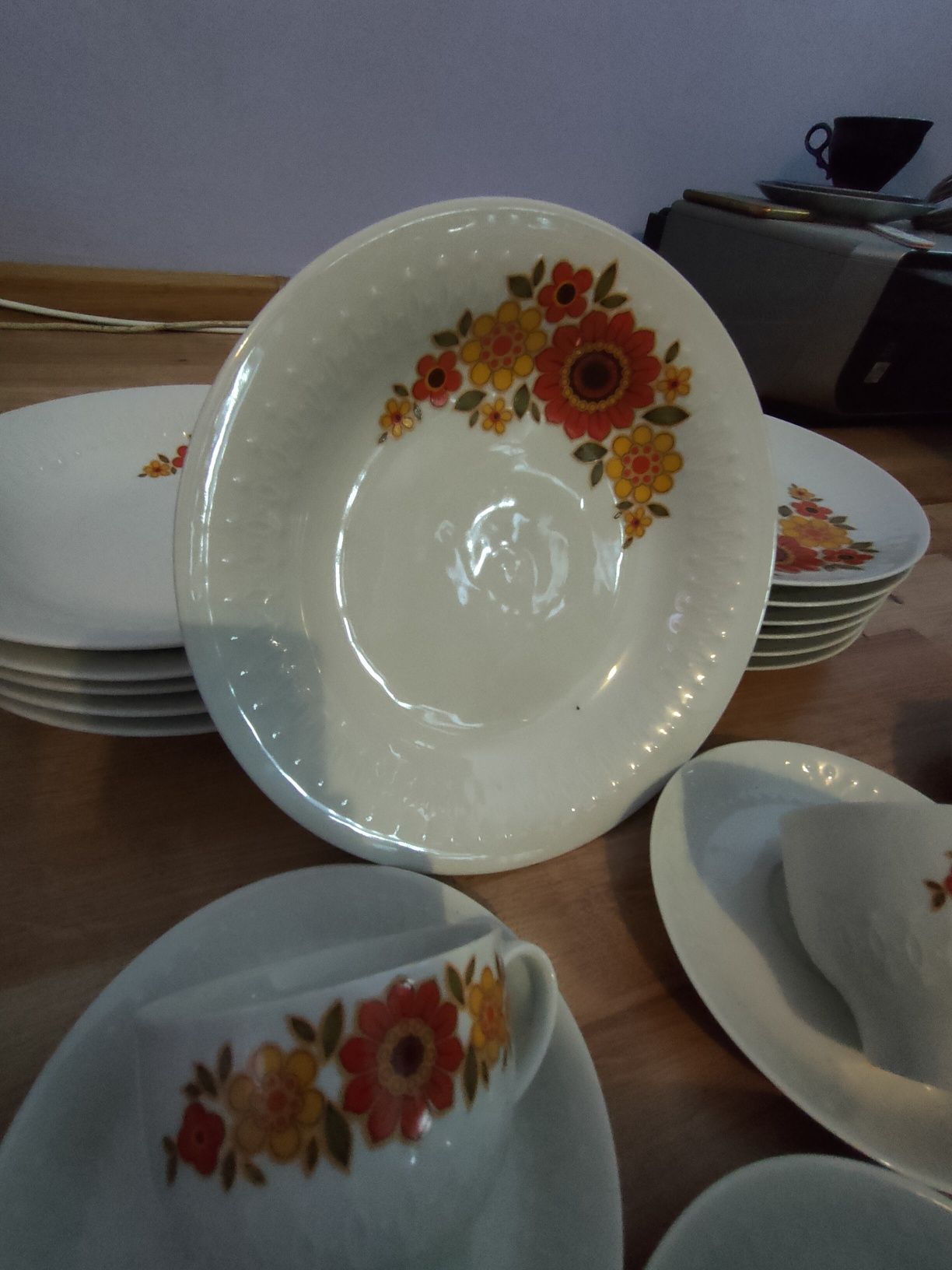 Komplet porcelany Mitterteich 6 osób talerze filiżanki