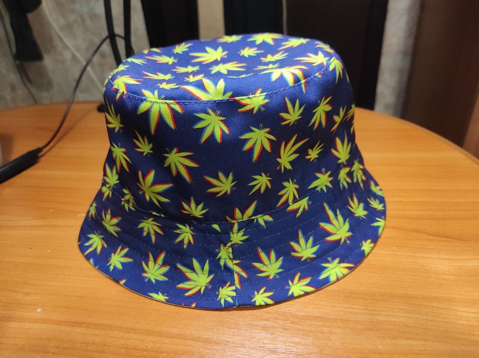 Двухсторонняя панама на мальчика