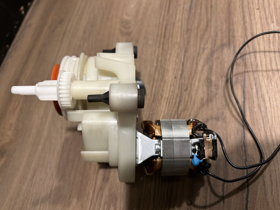 Delonghi młynek kawy