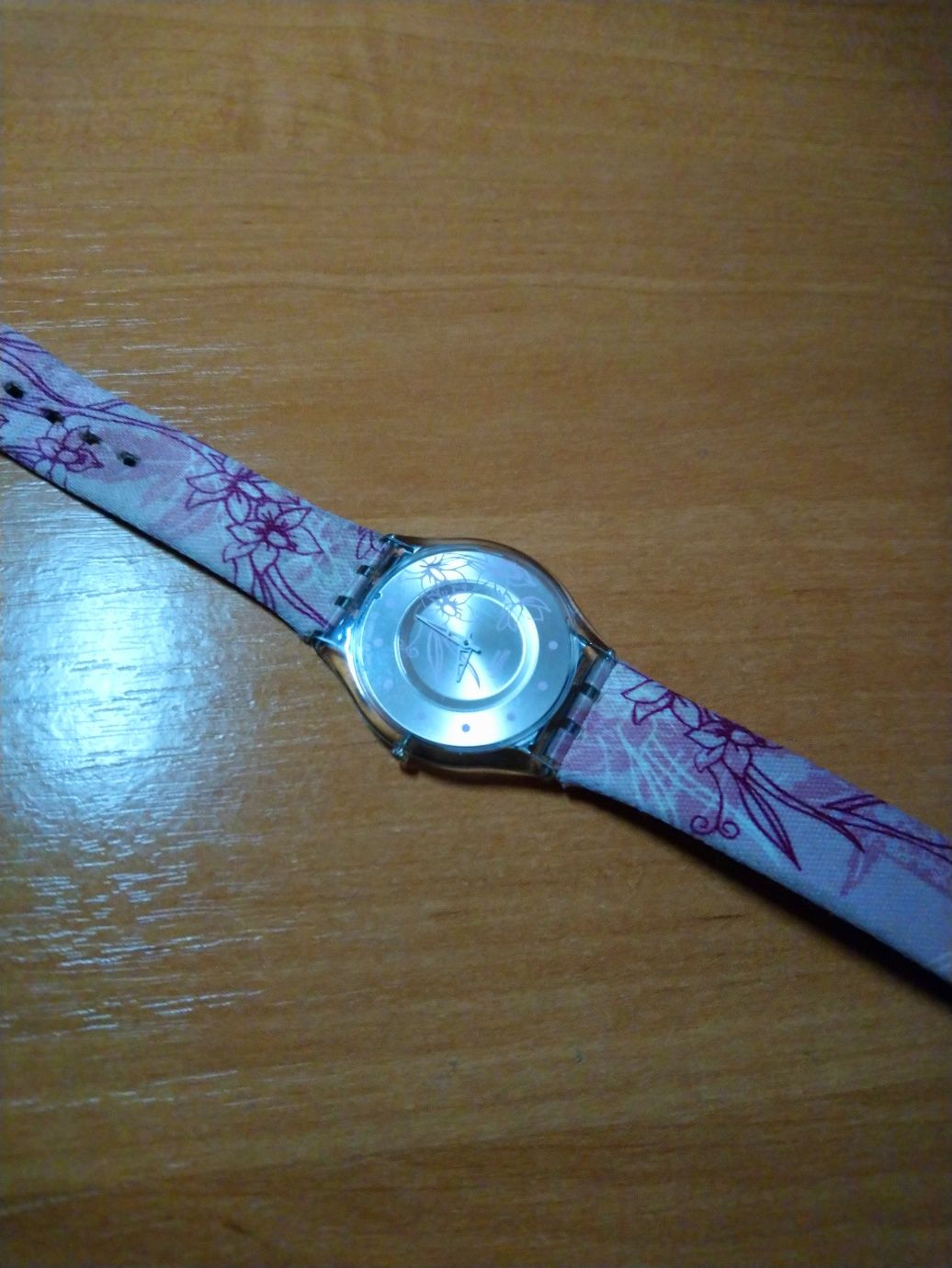 жіночий швейцарський годинник "swatch®" (SWISS MADE)