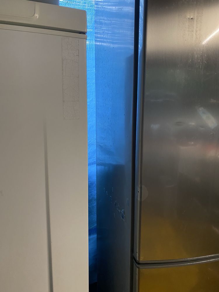 Холодильник Whirlpool