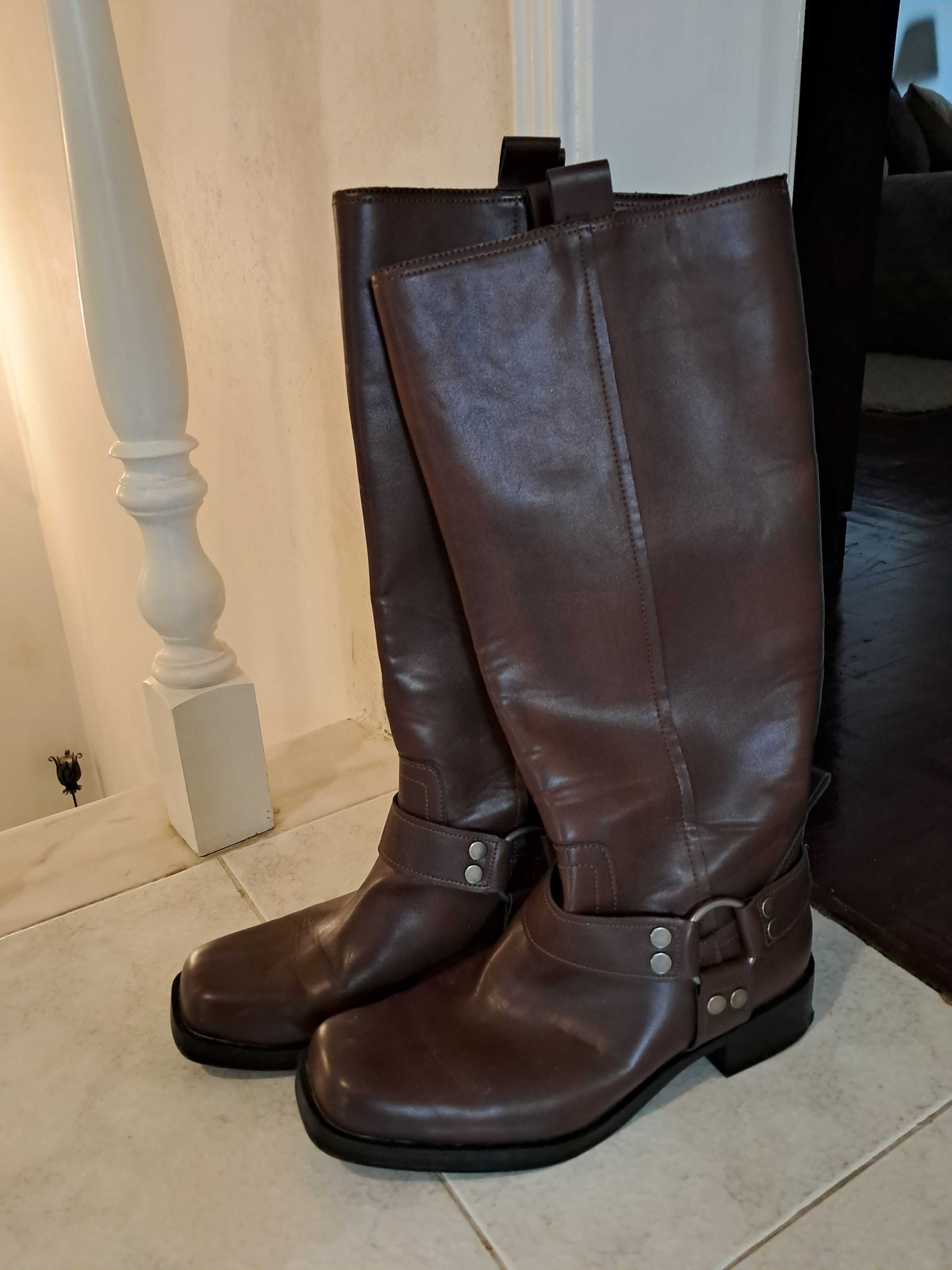 Botas Stradivarius