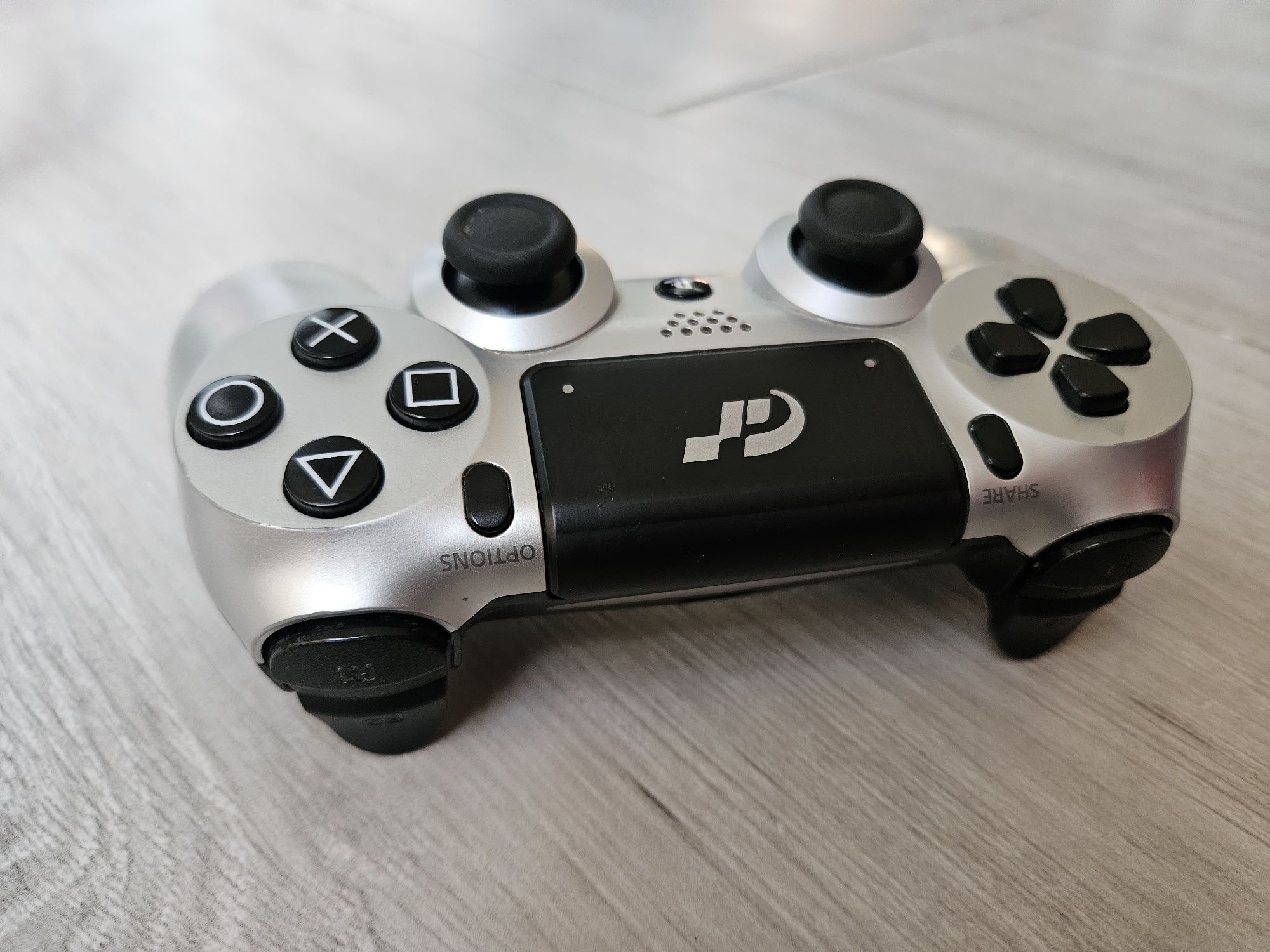 Pad do ps4 edycja GRAN TURISMO
