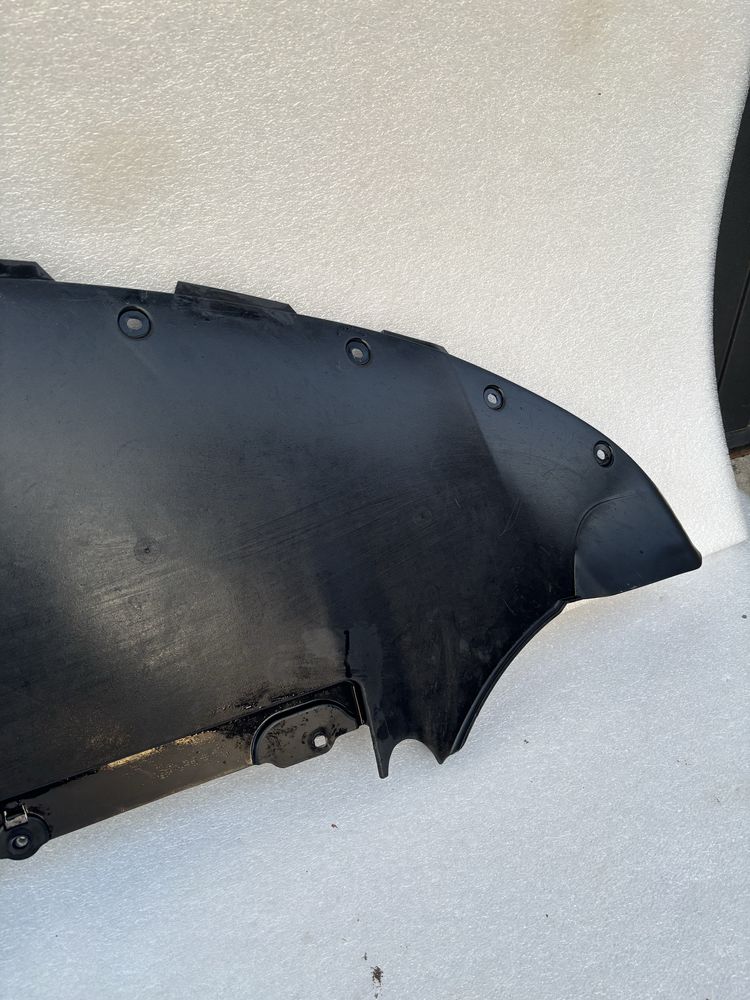 Tesla MODEL 3 III płyta osłona pod zderzak zderzaka przód dolna dół