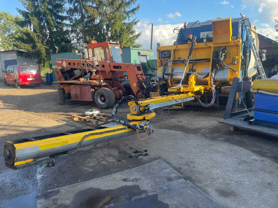Sprider M25 rozściełacz asfaltu posypywarka piaskarka hakowiec termos