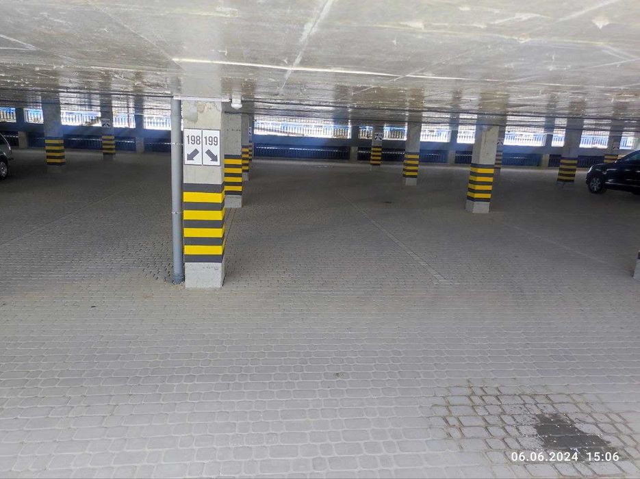 Велика 2к., 74м.кв., в Центрі, Княгинен, підземний паркінг