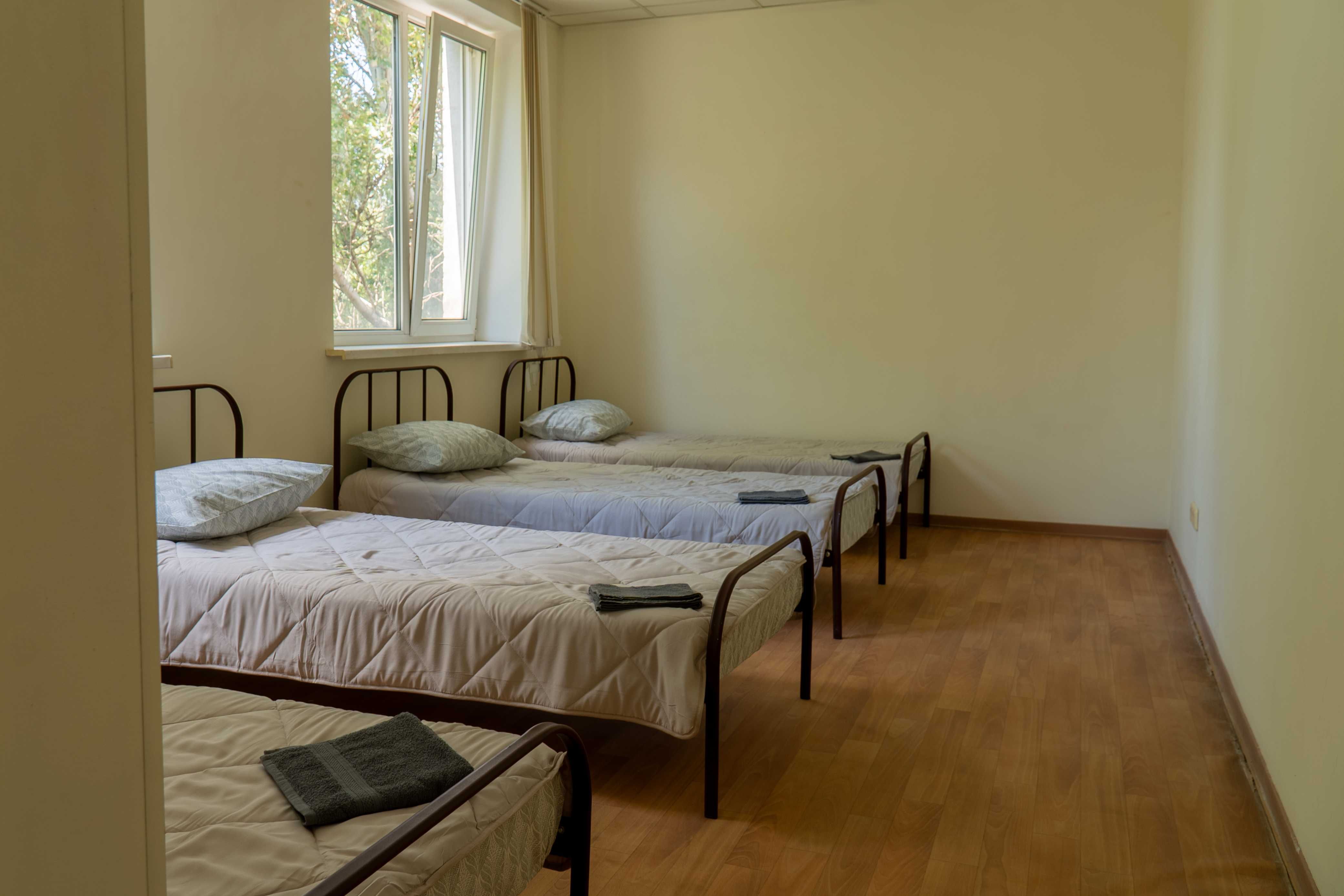 Sicheslav Hostel / Січеслав Хостел / Сичеслав Хостел розміщення бригад