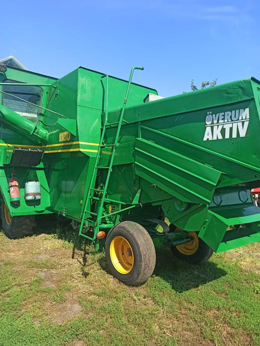 Комбайн Вольво 1130