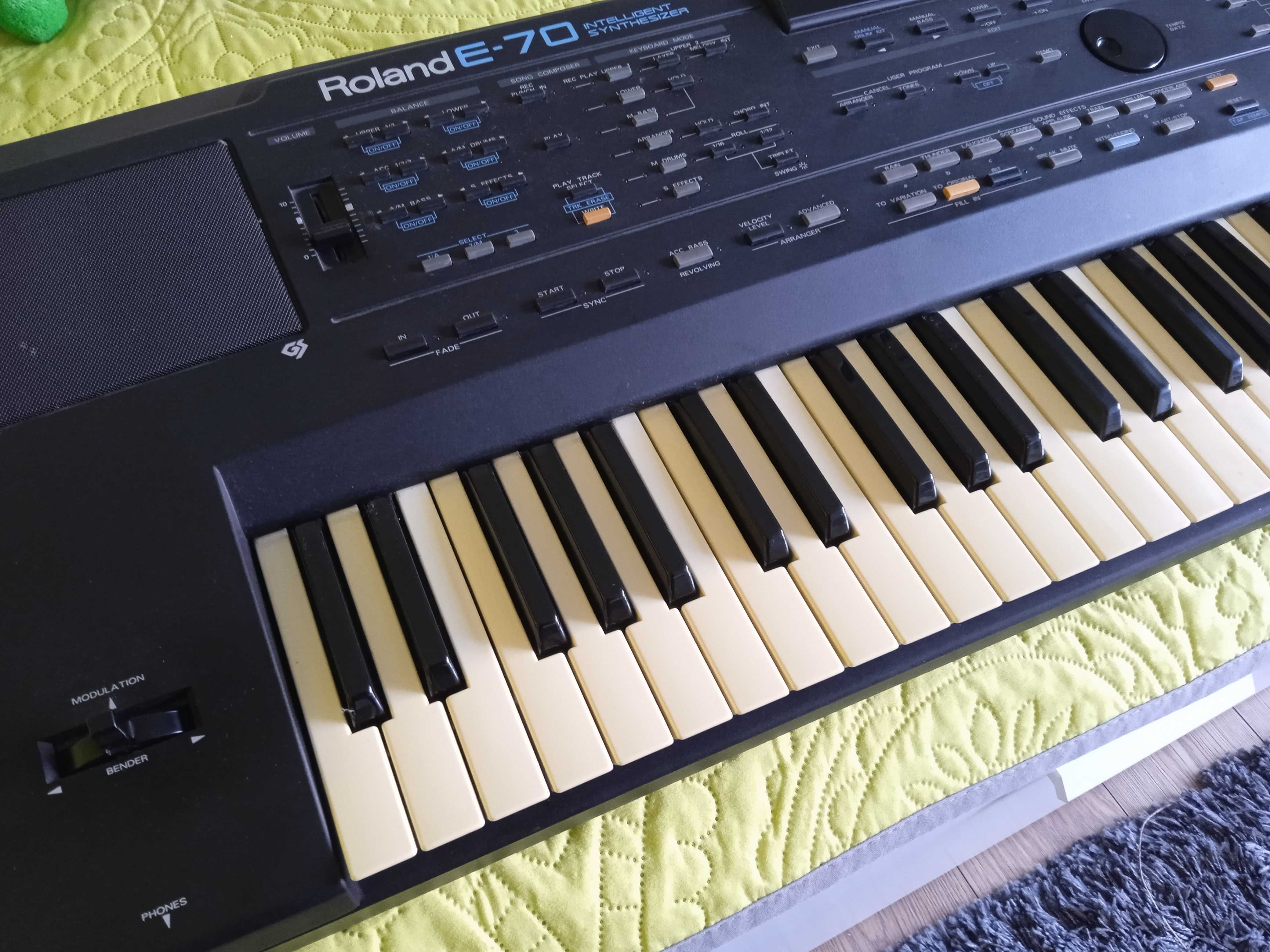 Keyboard Roland E-70 zadbany+ torba.Stan wzorowy/kolekcjonerski
